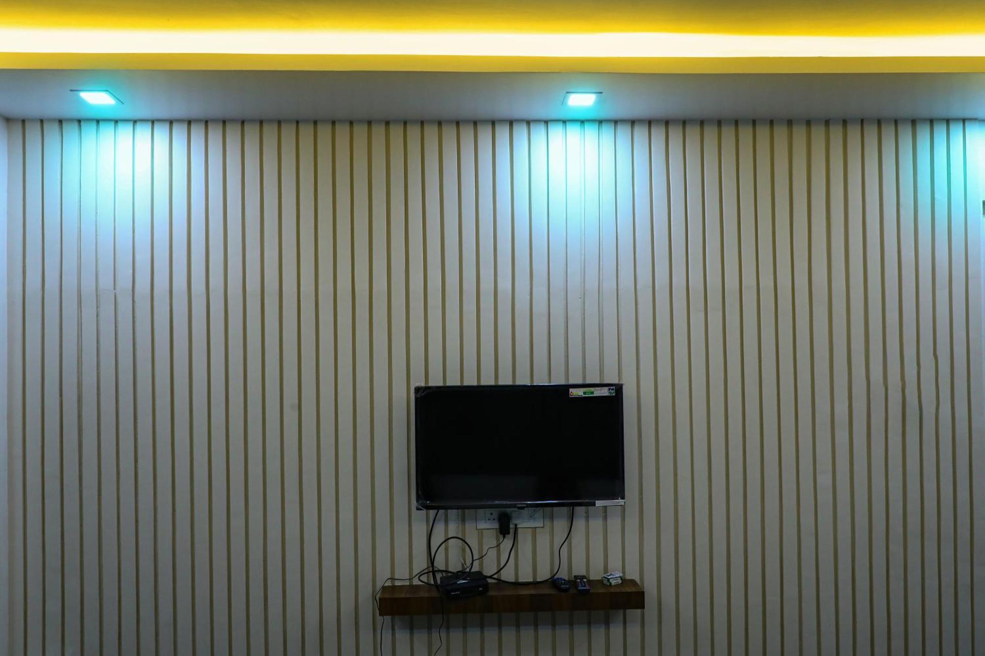 耶拉吉里 Jp Residency酒店 外观 照片