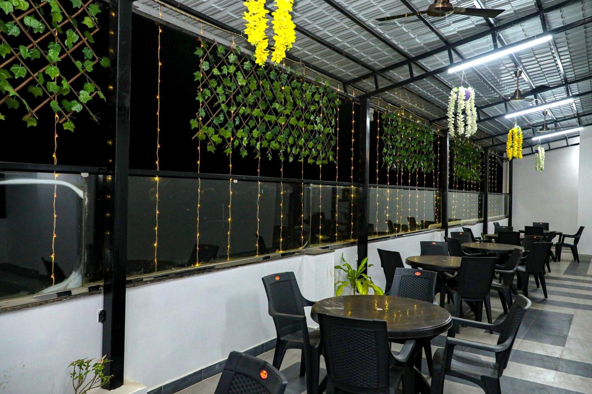 耶拉吉里 Jp Residency酒店 外观 照片
